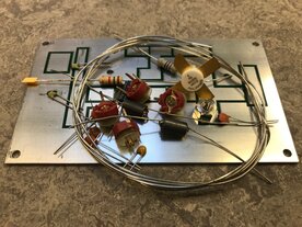 Uni Eindtrapje met BLY87C