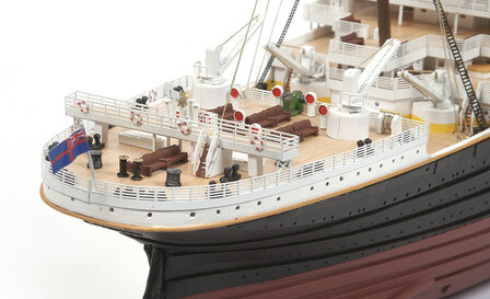 OcCre Titanic houten scheepsmodel 1:300